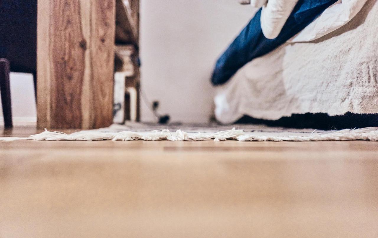 Cozy Small Artist Studio Apartment *