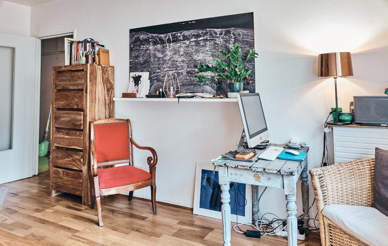Apartment Cozy Small Artist Studio