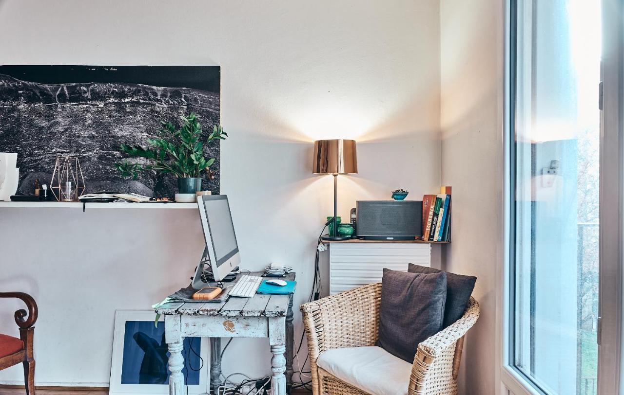 Cozy Small Artist Studio Apartment *