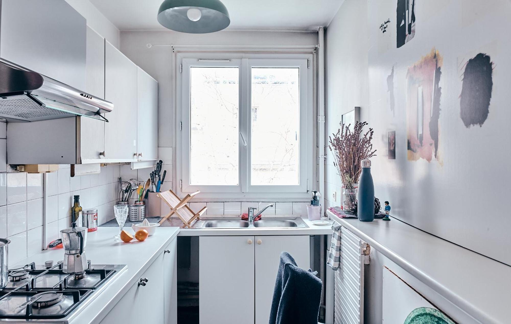 Apartment Cozy Small Artist Studio *